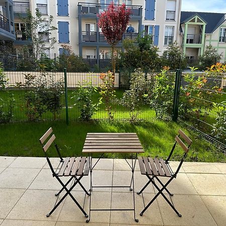 Appartement 2 Pieces Neuf Avec Sont Jardin Prive Franconville  Eksteriør billede